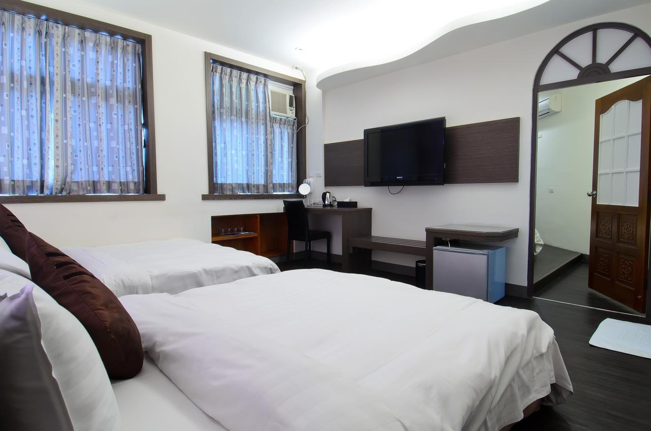 Yuh-Tarng Hotel Magong Exterior photo